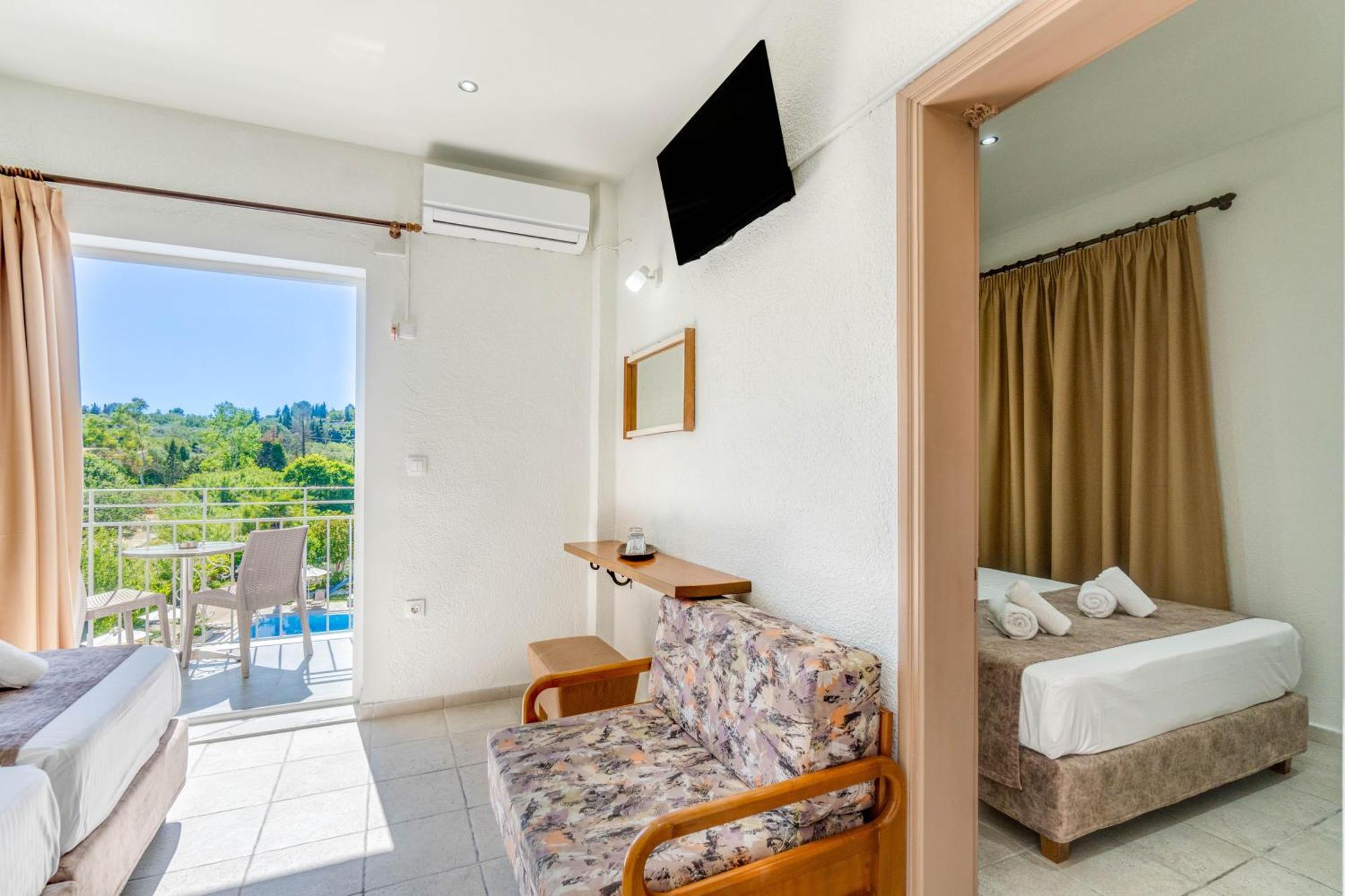 Angela Hotel & Apartments Gouvia Ngoại thất bức ảnh