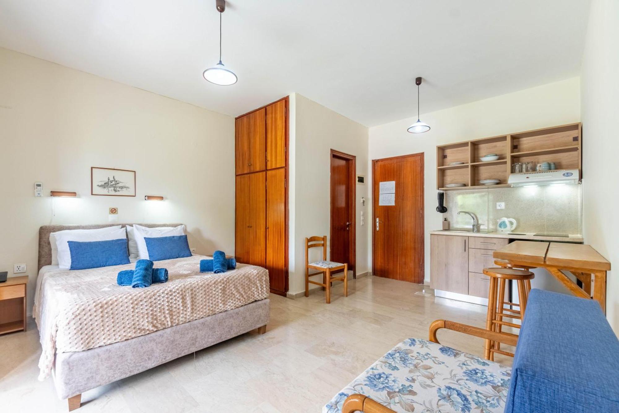 Angela Hotel & Apartments Gouvia Ngoại thất bức ảnh