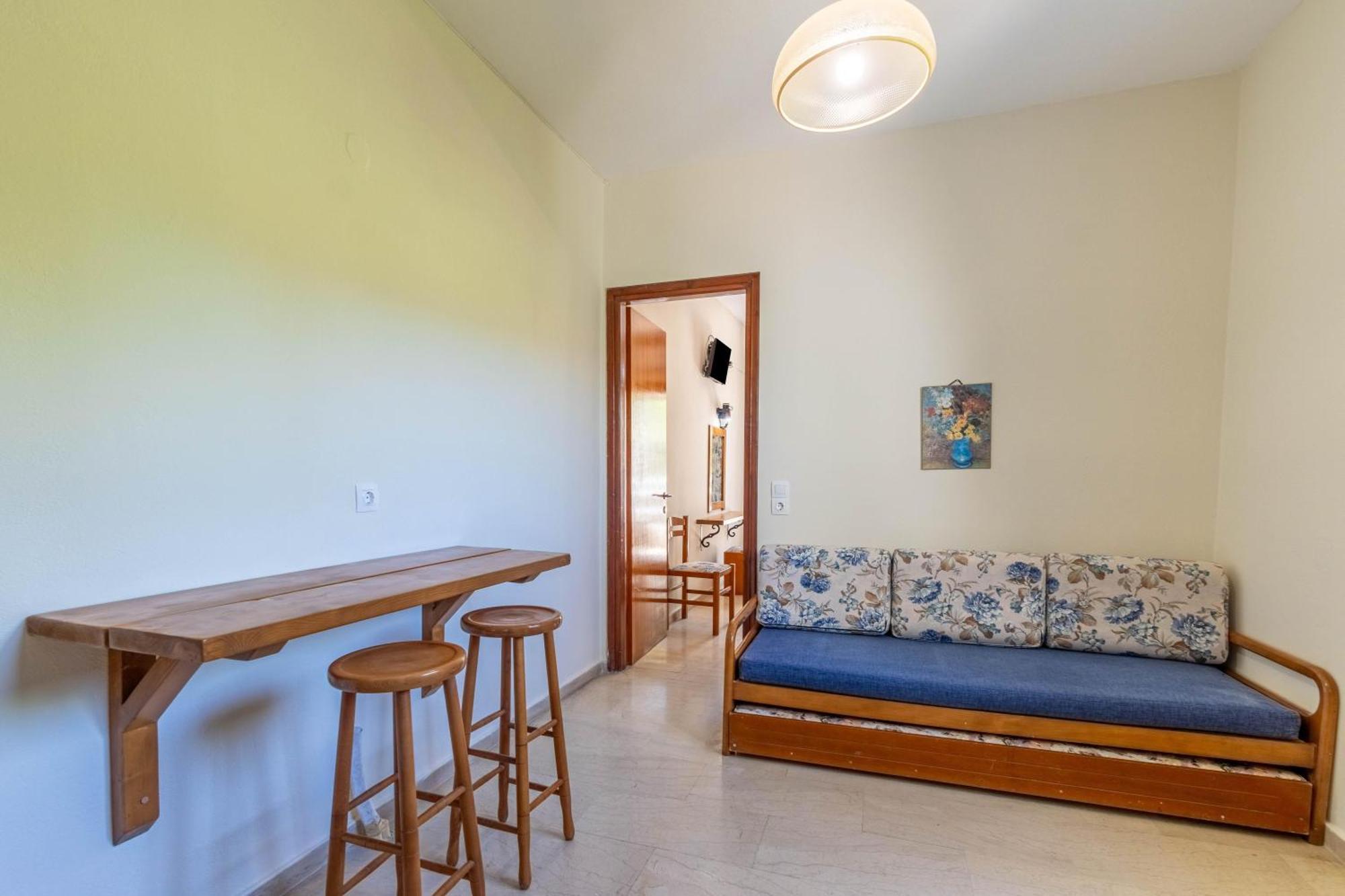 Angela Hotel & Apartments Gouvia Ngoại thất bức ảnh