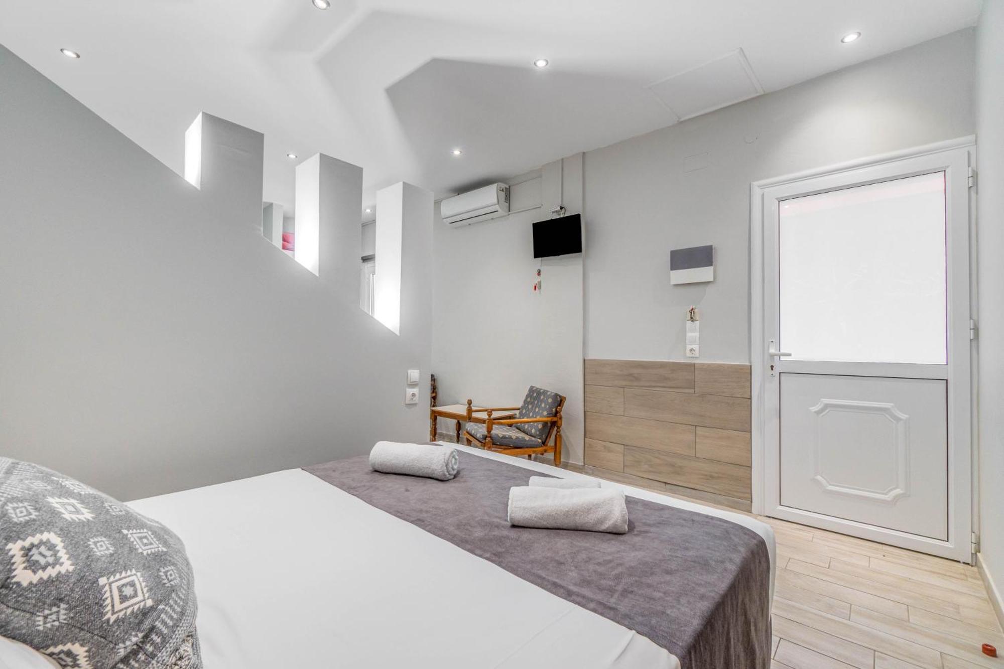 Angela Hotel & Apartments Gouvia Ngoại thất bức ảnh