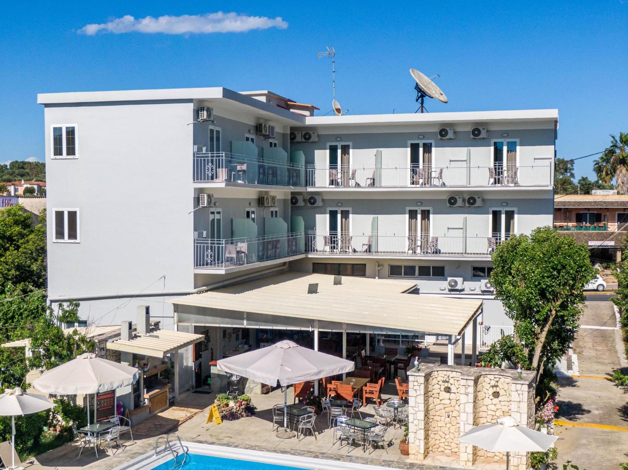 Angela Hotel & Apartments Gouvia Ngoại thất bức ảnh