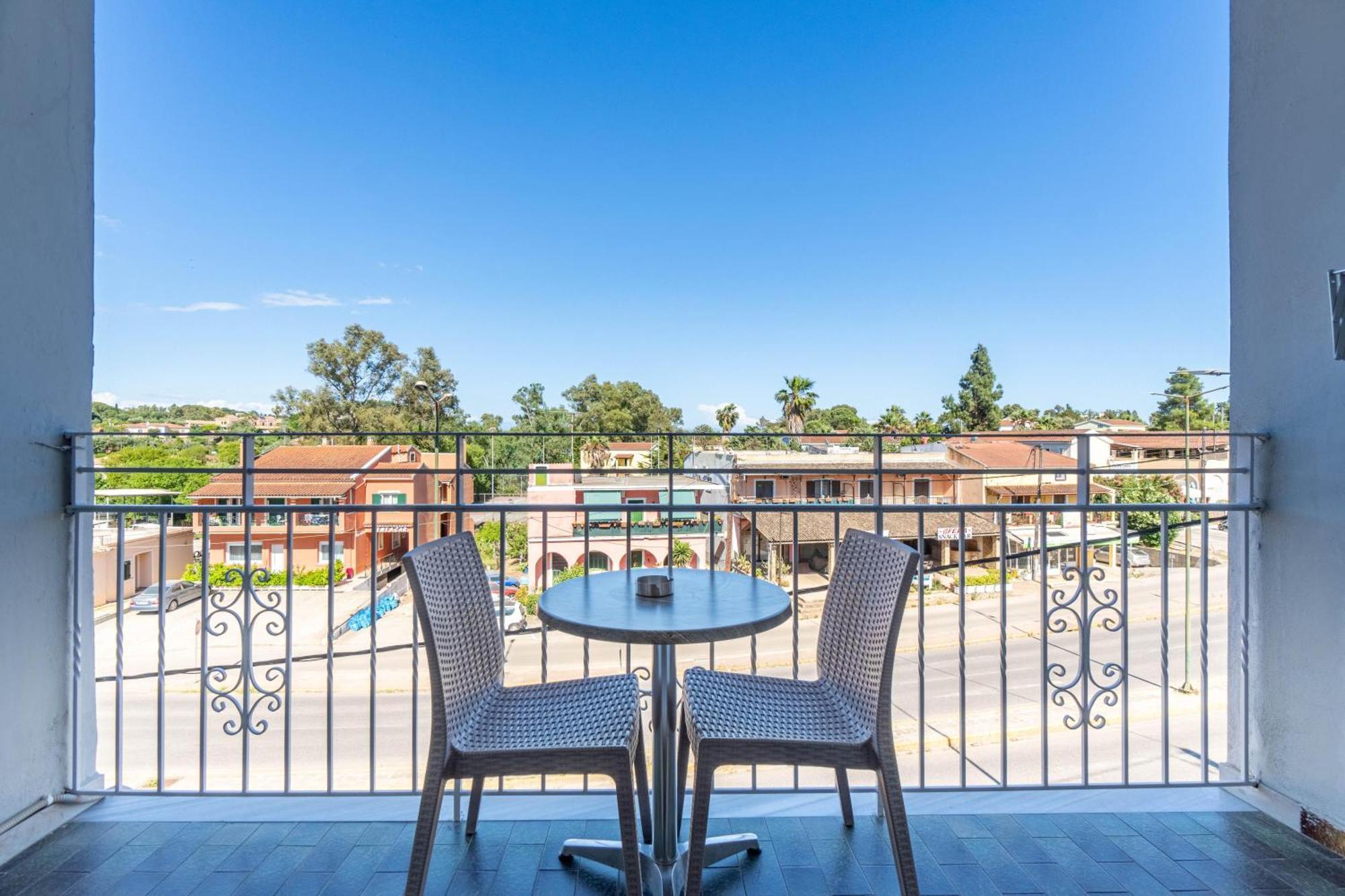 Angela Hotel & Apartments Gouvia Ngoại thất bức ảnh
