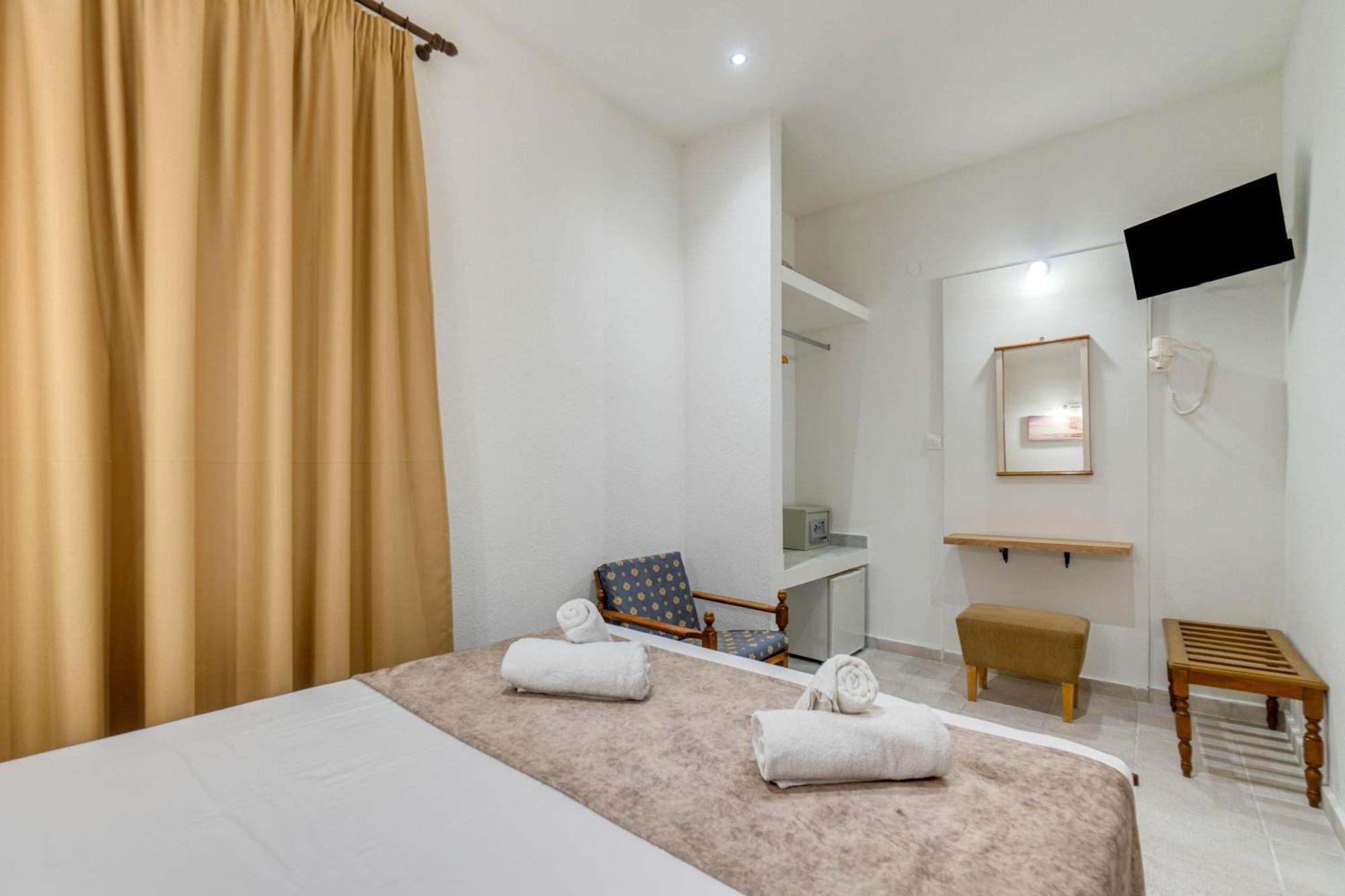 Angela Hotel & Apartments Gouvia Ngoại thất bức ảnh