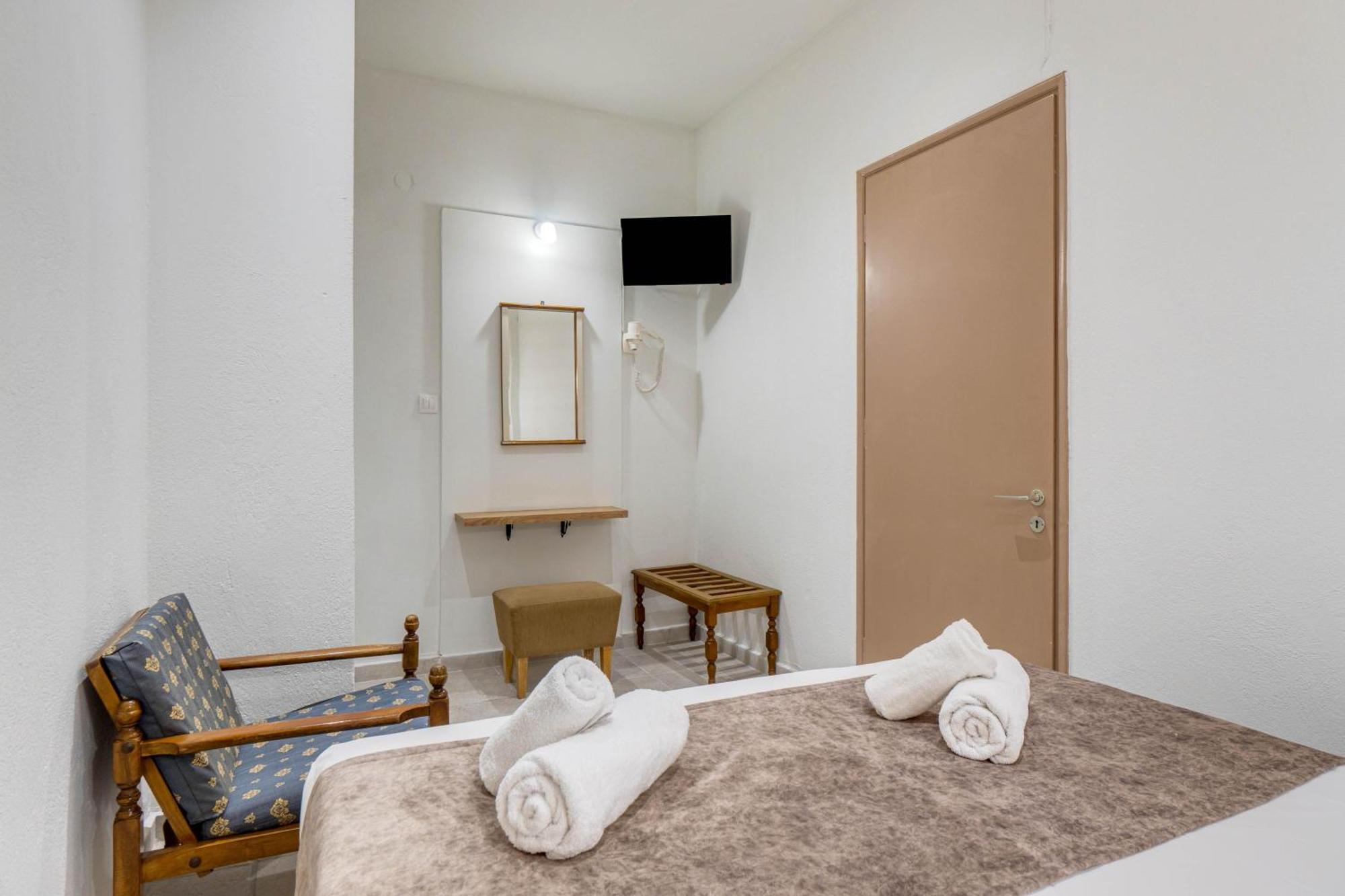 Angela Hotel & Apartments Gouvia Ngoại thất bức ảnh